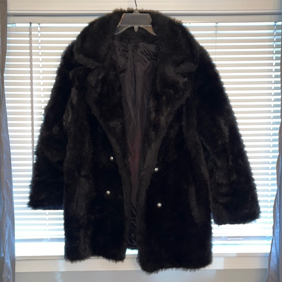 Susan Lynn Faux Fur Coat - Picture 1 of 4